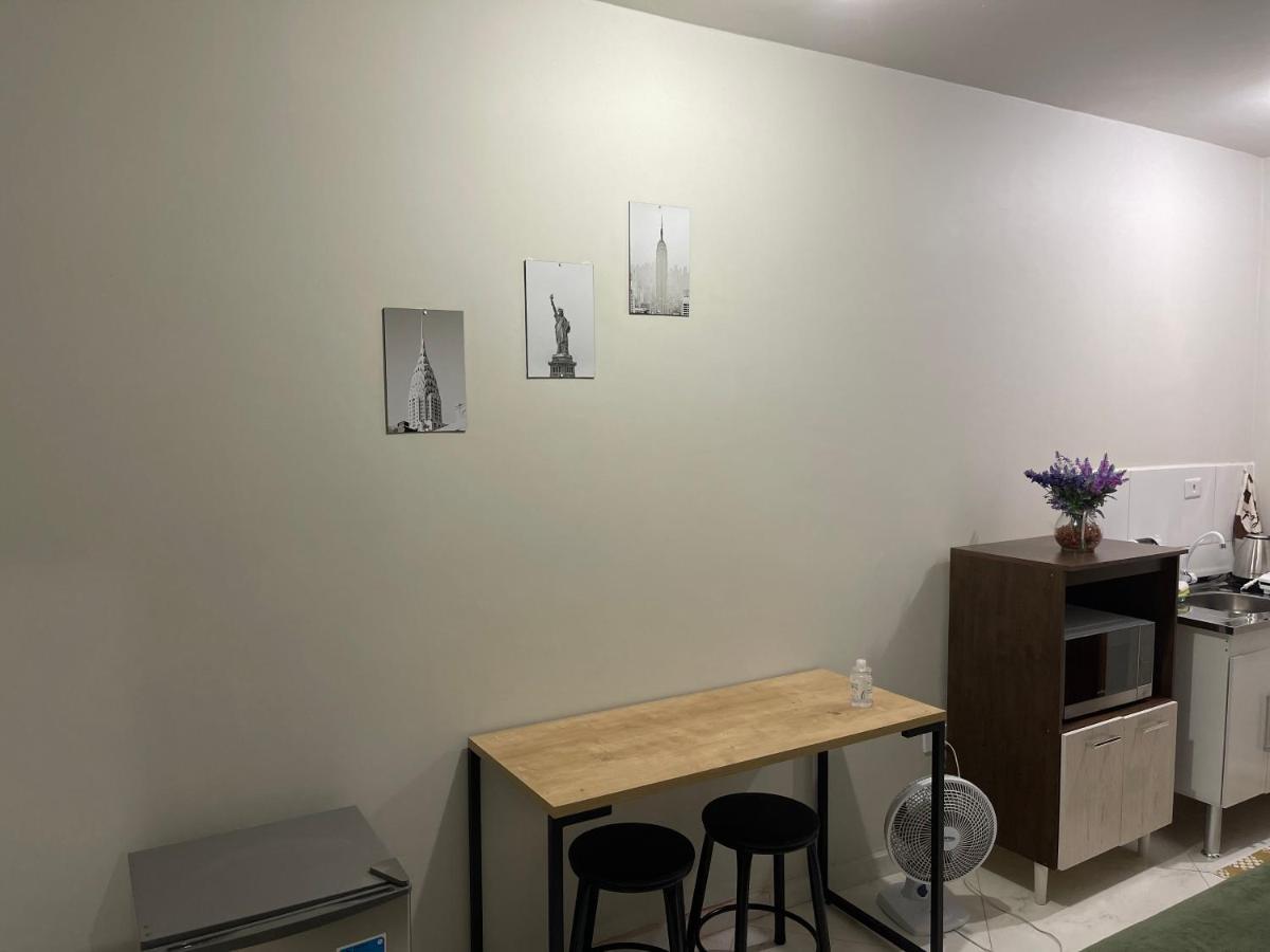 Linda Suite Proxima Ao Aeroporto E Jardim Botanico كوريتيبا المظهر الخارجي الصورة